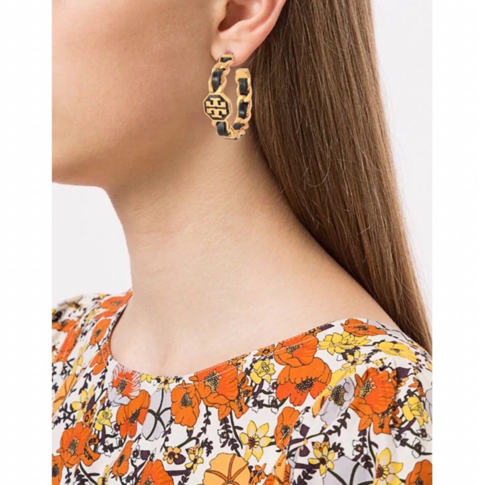 TORY BURCH • Black Marion Woven Hoop Earrings - Picture 2 of 7